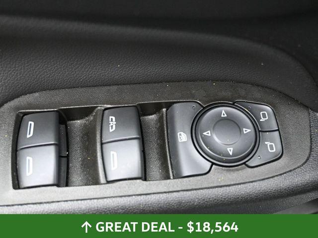 used 2023 Chevrolet Equinox car, priced at $18,564