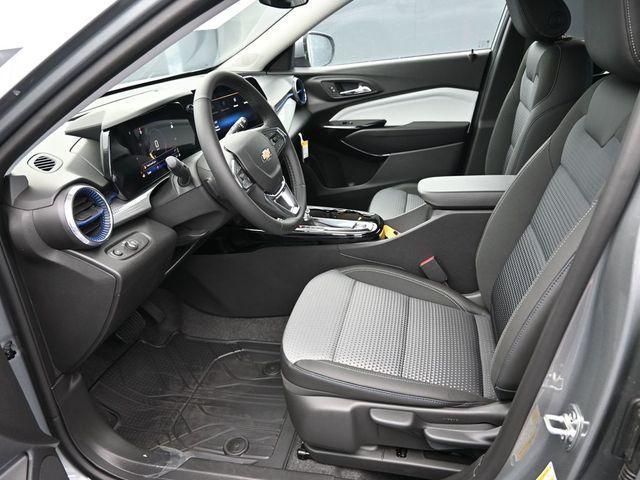 new 2025 Chevrolet Trax car, priced at $24,848