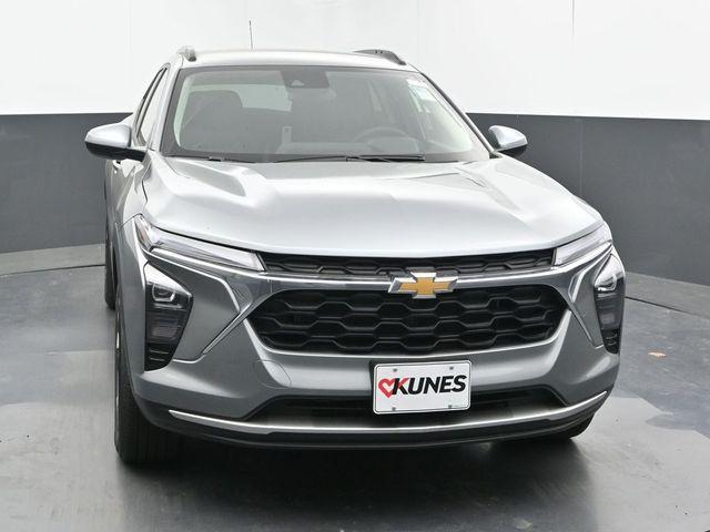 new 2025 Chevrolet Trax car, priced at $24,848