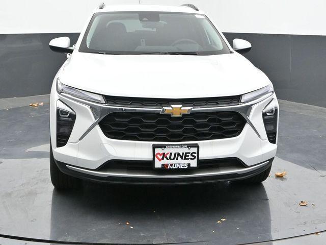 new 2025 Chevrolet Trax car, priced at $24,067