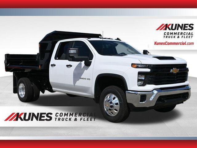 new 2025 Chevrolet Silverado 3500 car, priced at $79,994