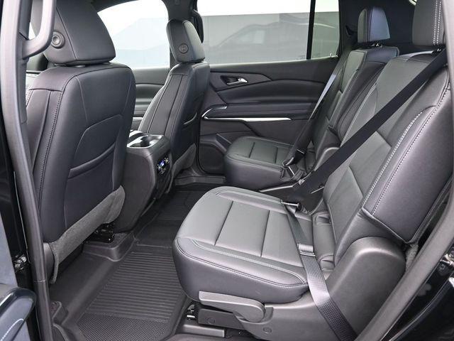 new 2025 Chevrolet Traverse car, priced at $43,011