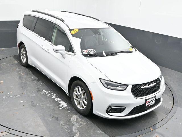 used 2022 Chrysler Pacifica car, priced at $22,419