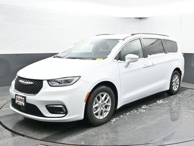 used 2022 Chrysler Pacifica car, priced at $22,419