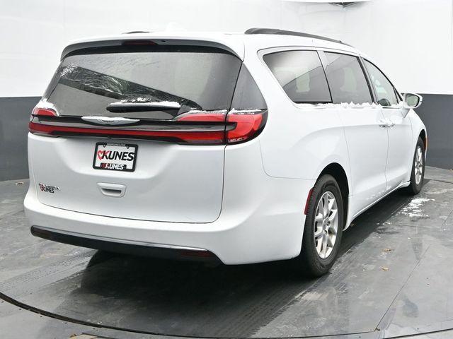 used 2022 Chrysler Pacifica car, priced at $22,419