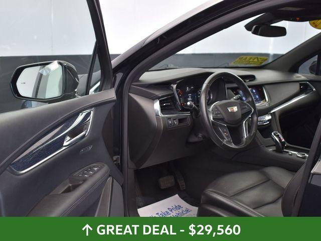 used 2022 Cadillac XT5 car, priced at $29,560
