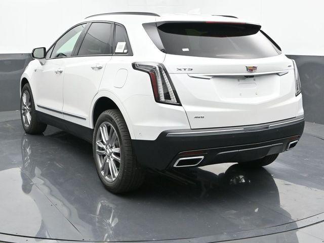 new 2025 Cadillac XT5 car, priced at $64,560