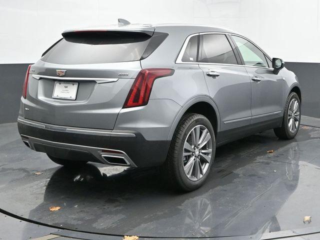 new 2025 Cadillac XT5 car, priced at $56,160