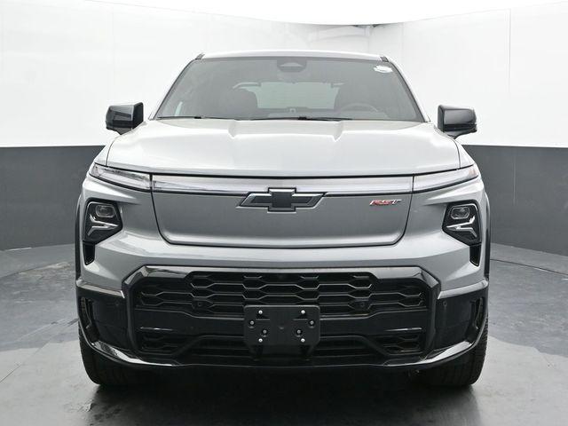 new 2025 Chevrolet Silverado EV car, priced at $90,621