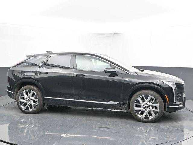new 2025 Cadillac OPTIQ car, priced at $56,345