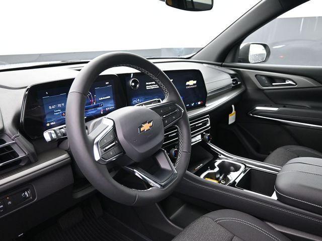 new 2026 Chevrolet Traverse car, priced at $43,120