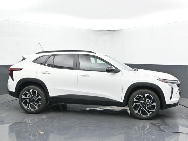 new 2025 Chevrolet Trax car, priced at $26,033