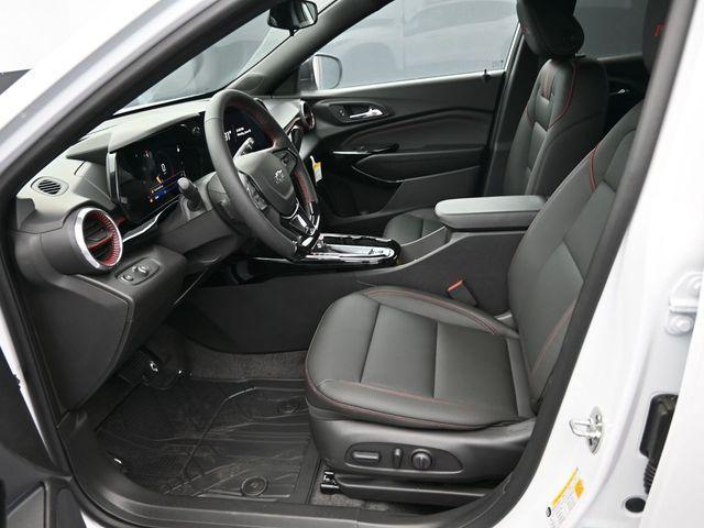new 2025 Chevrolet Trax car, priced at $26,033