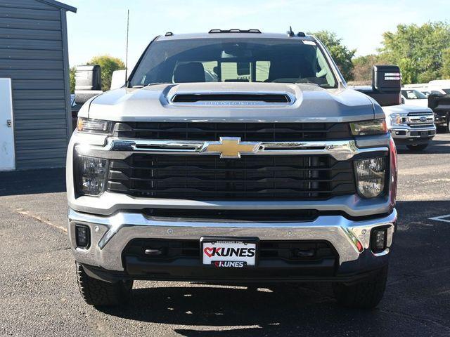 new 2025 Chevrolet Silverado 3500 car, priced at $64,025