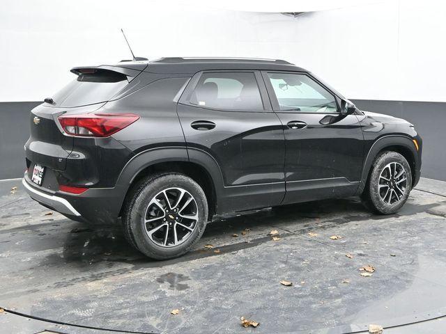 new 2025 Chevrolet TrailBlazer car, priced at $26,240