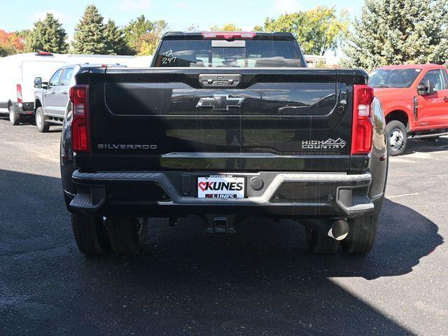 new 2025 Chevrolet Silverado 3500 car, priced at $87,736