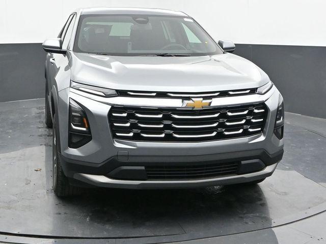 new 2025 Chevrolet Equinox car, priced at $30,880