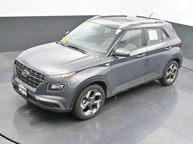 used 2025 Hyundai Venue car, priced at $19,624