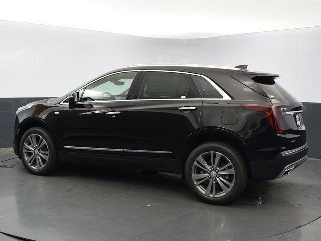 new 2025 Cadillac XT5 car, priced at $52,929