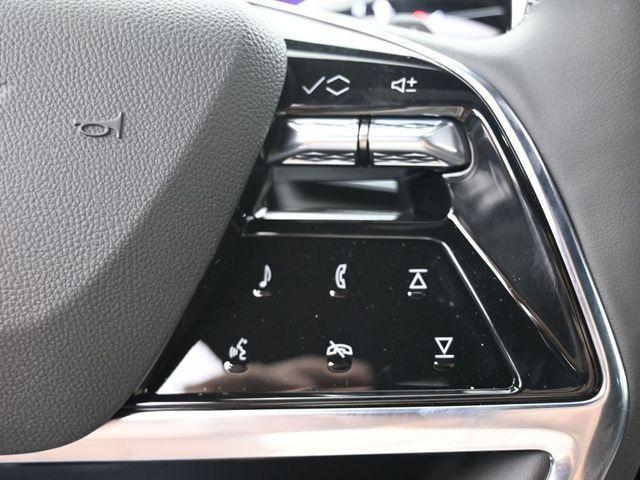 new 2025 Cadillac Escalade ESV car, priced at $107,490