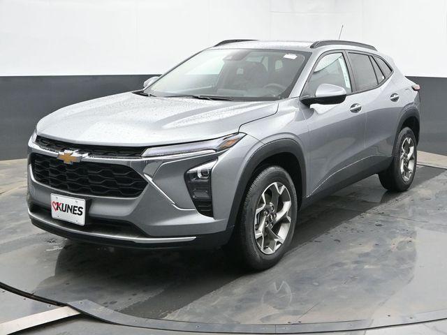 new 2025 Chevrolet Trax car, priced at $23,745