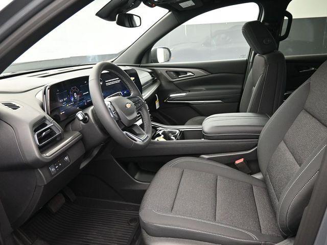 new 2026 Chevrolet Traverse car, priced at $42,456