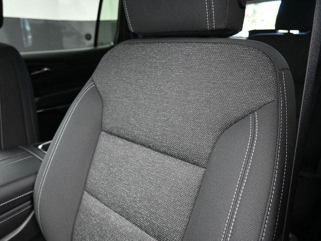 new 2026 Chevrolet Traverse car, priced at $42,456