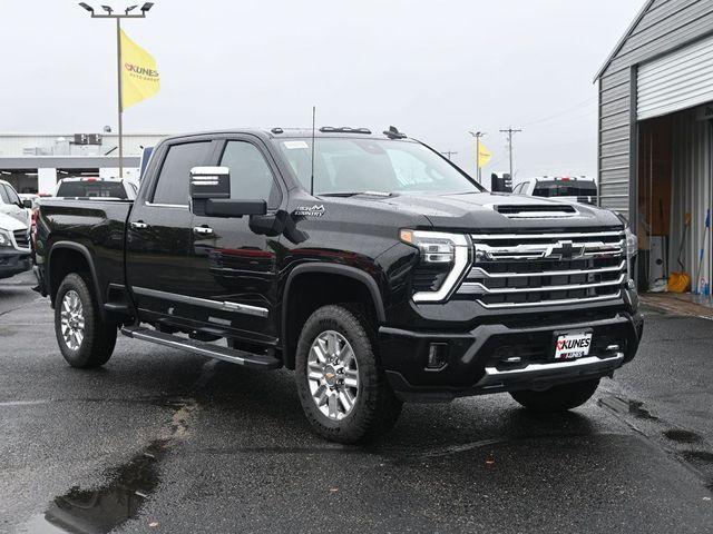 new 2025 Chevrolet Silverado 3500 car, priced at $84,861