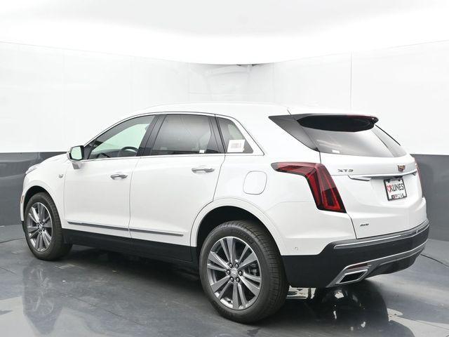 new 2025 Cadillac XT5 car, priced at $61,560