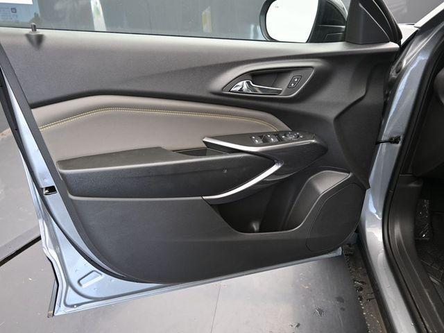 new 2025 Chevrolet Trax car, priced at $26,033