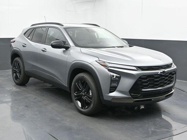new 2025 Chevrolet Trax car, priced at $26,033