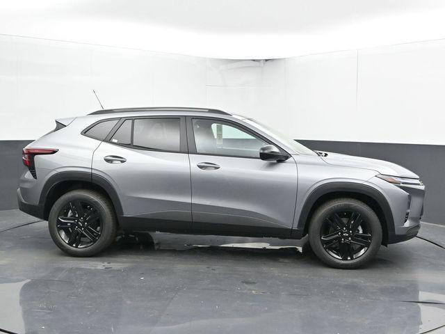 new 2025 Chevrolet Trax car, priced at $26,033