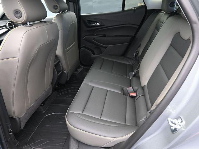 new 2025 Chevrolet Trax car, priced at $26,033