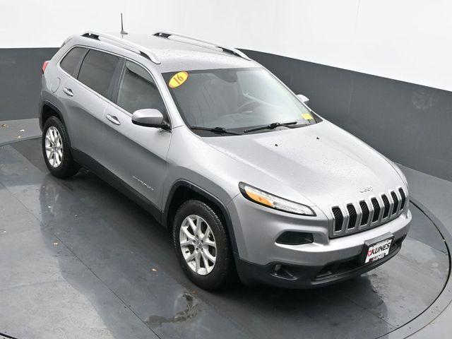 used 2016 Jeep Cherokee car, priced at $11,497