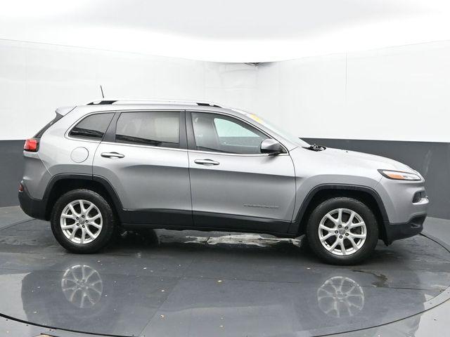 used 2016 Jeep Cherokee car, priced at $11,497