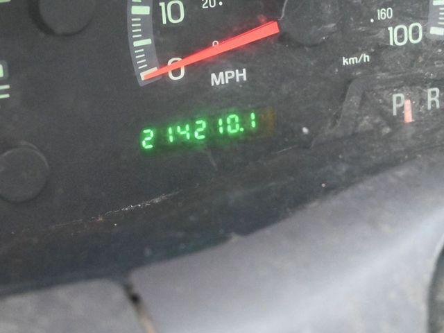 used 2002 Ford F-150 car, priced at $999