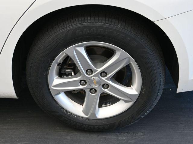 used 2023 Chevrolet Malibu car, priced at $18,991