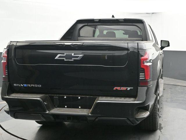 new 2025 Chevrolet Silverado EV car, priced at $90,811