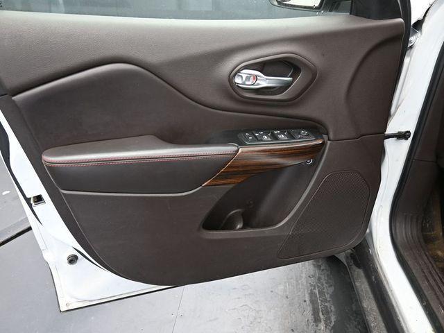 used 2014 Jeep Cherokee car, priced at $1,999