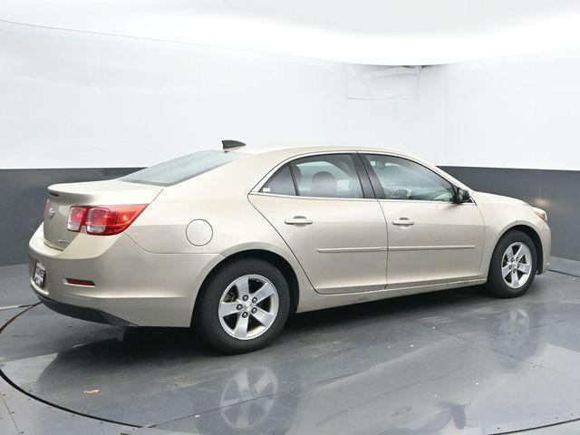 used 2015 Chevrolet Malibu car, priced at $499