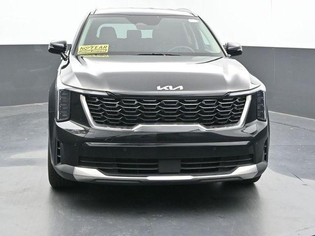 used 2024 Kia Sorento car, priced at $29,878