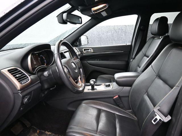 used 2015 Jeep Grand Cherokee car, priced at $20,847