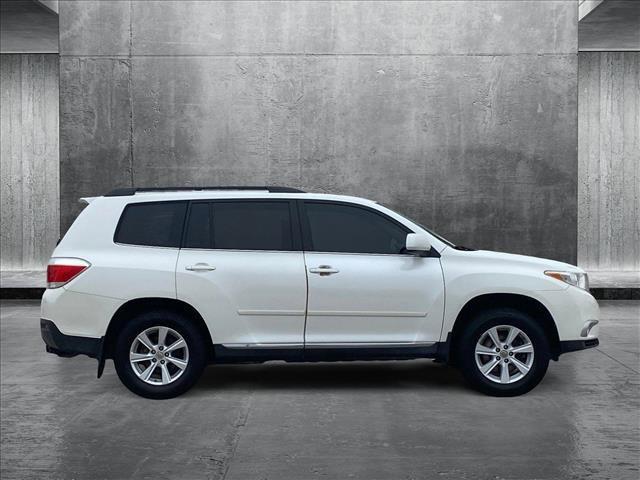 used 2012 Toyota Highlander car, priced at $14,165