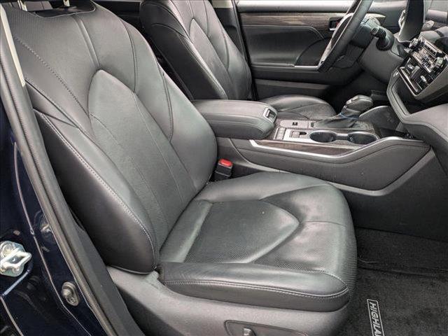 used 2020 Toyota Highlander Hybrid car, priced at $32,875