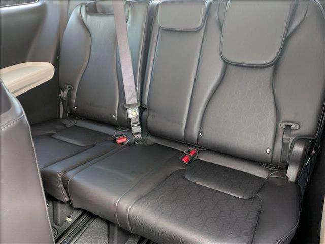 used 2024 Kia Carnival car, priced at $33,991
