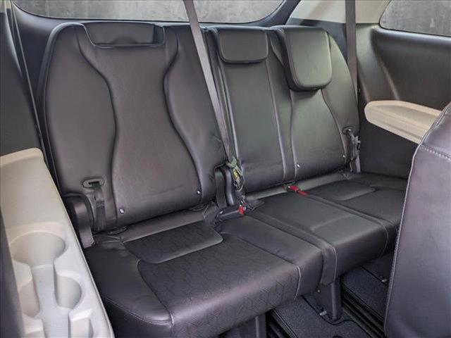 used 2024 Kia Carnival car, priced at $33,991