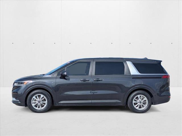 used 2024 Kia Carnival car, priced at $30,995