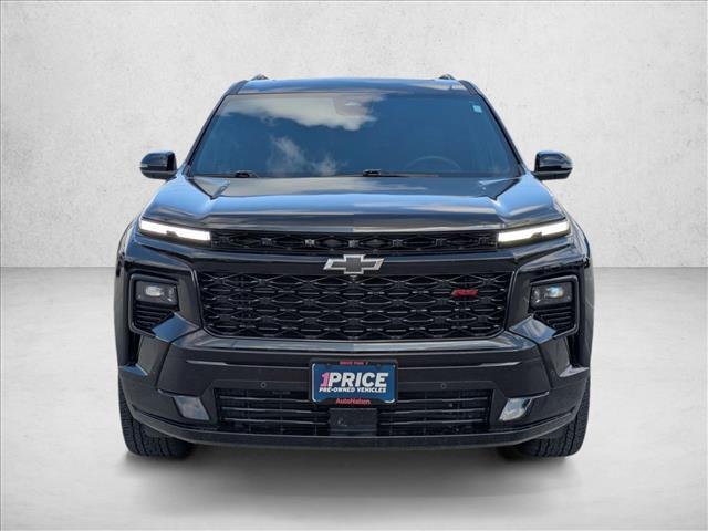 used 2024 Chevrolet Traverse car, priced at $49,998