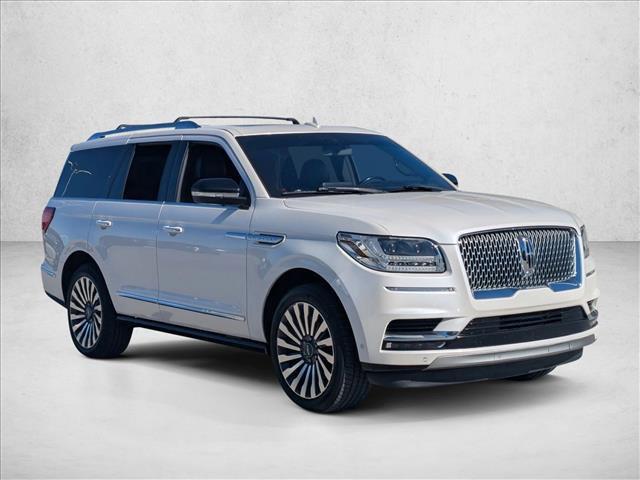 used 2018 Lincoln Navigator car, priced at $29,995