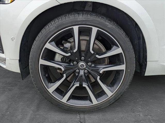 used 2022 Volvo XC60 car, priced at $40,995